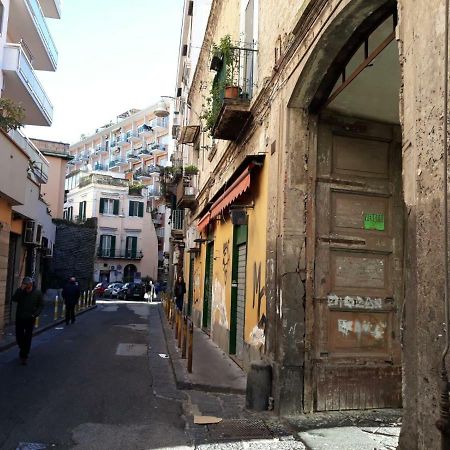 Vomero House With Free Parking 410 Cm 那不勒斯 外观 照片