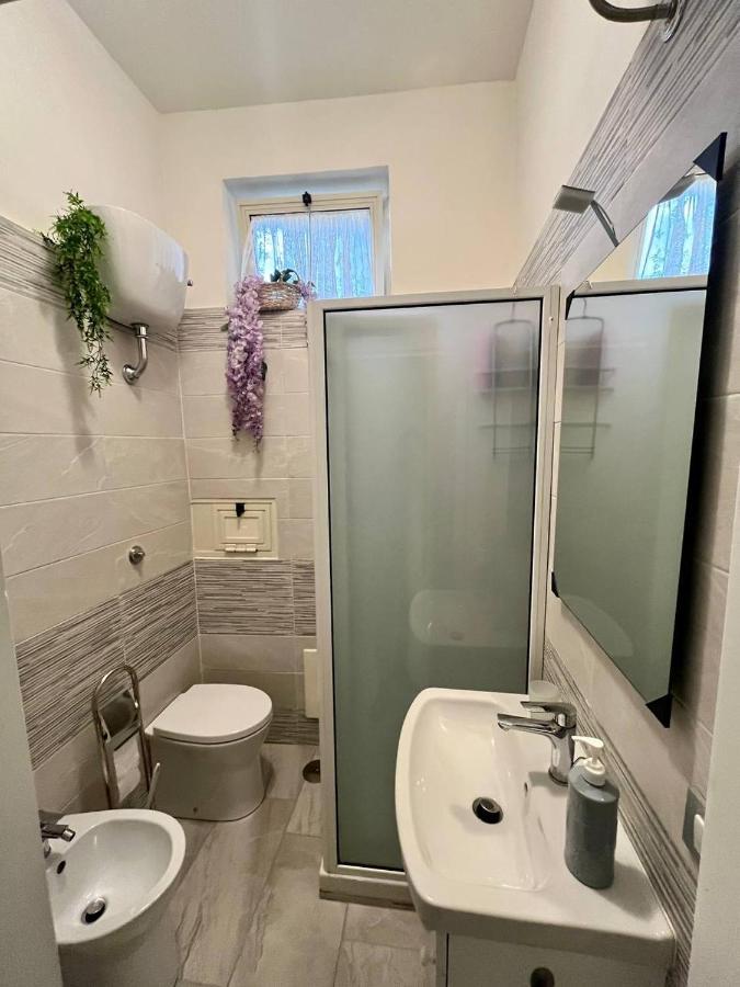 Vomero House With Free Parking 410 Cm 那不勒斯 外观 照片