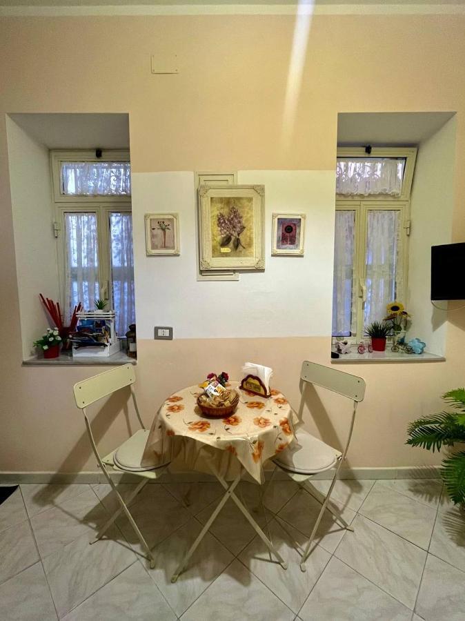 Vomero House With Free Parking 410 Cm 那不勒斯 外观 照片